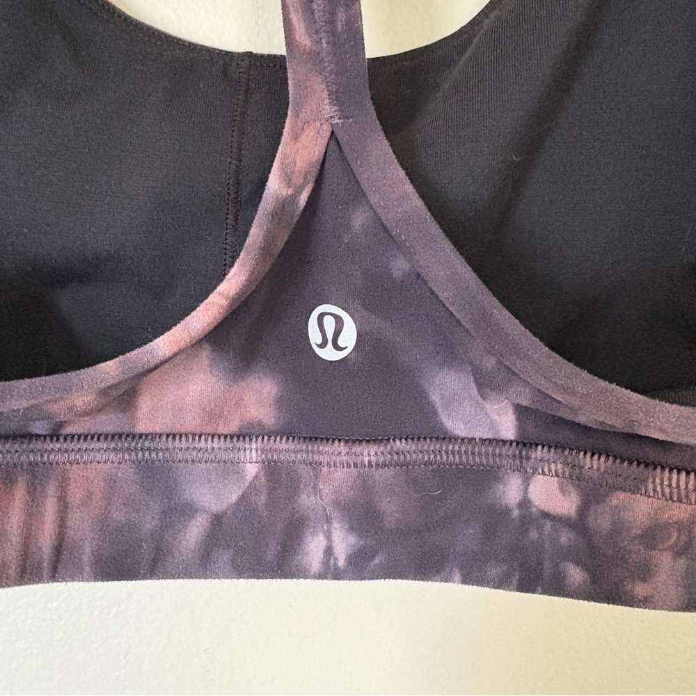 Lululemon Flow Y Bra Nulu Size XS - Picture 9 of 10